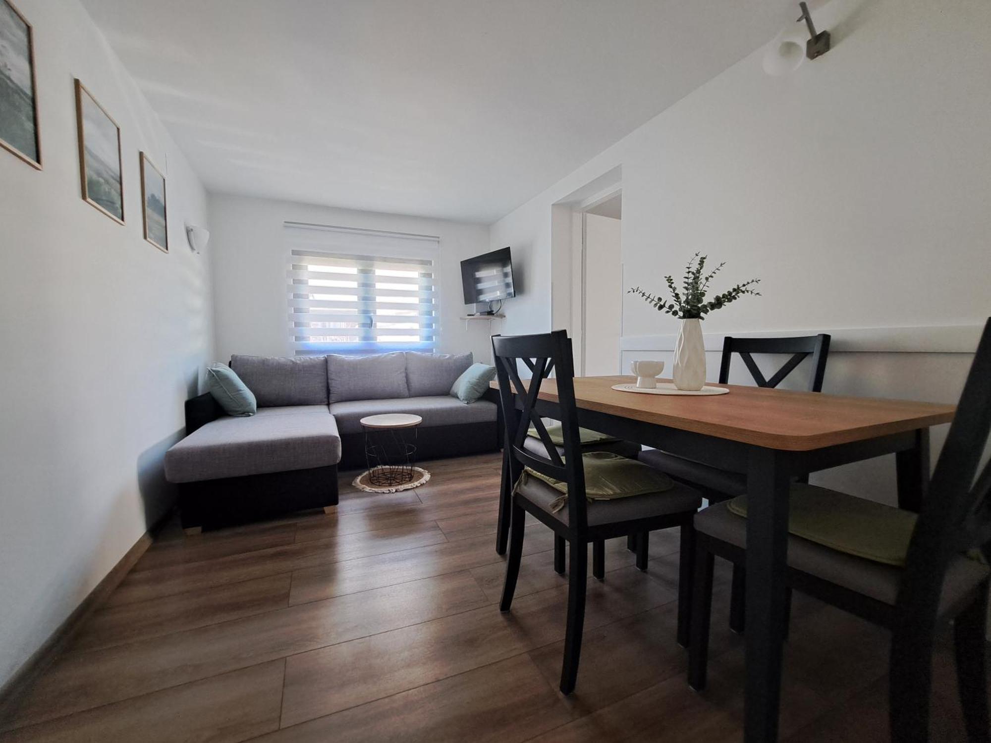 Apartman Luma Gospic Ngoại thất bức ảnh